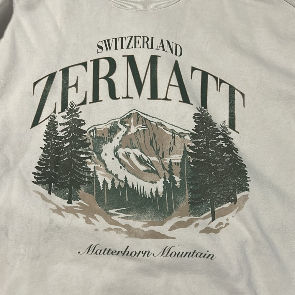 New Hollister Switzerland Zermatt Crewneck Sweatshirt XL ❤️Host Pick❤️ - Picture 2 of 5